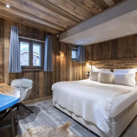 Chalet Chalet Cortina Luxurious Alpine Escape In Italy Majestic Dolomites